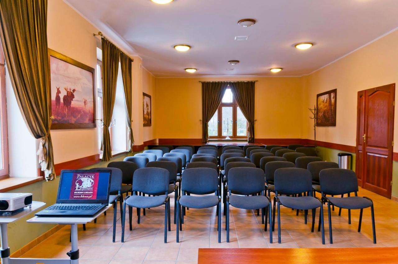 Palacyk Lakomin Hotel Lubiszyn Ngoại thất bức ảnh